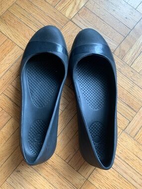 CROCS Black Women's Ballet Flats